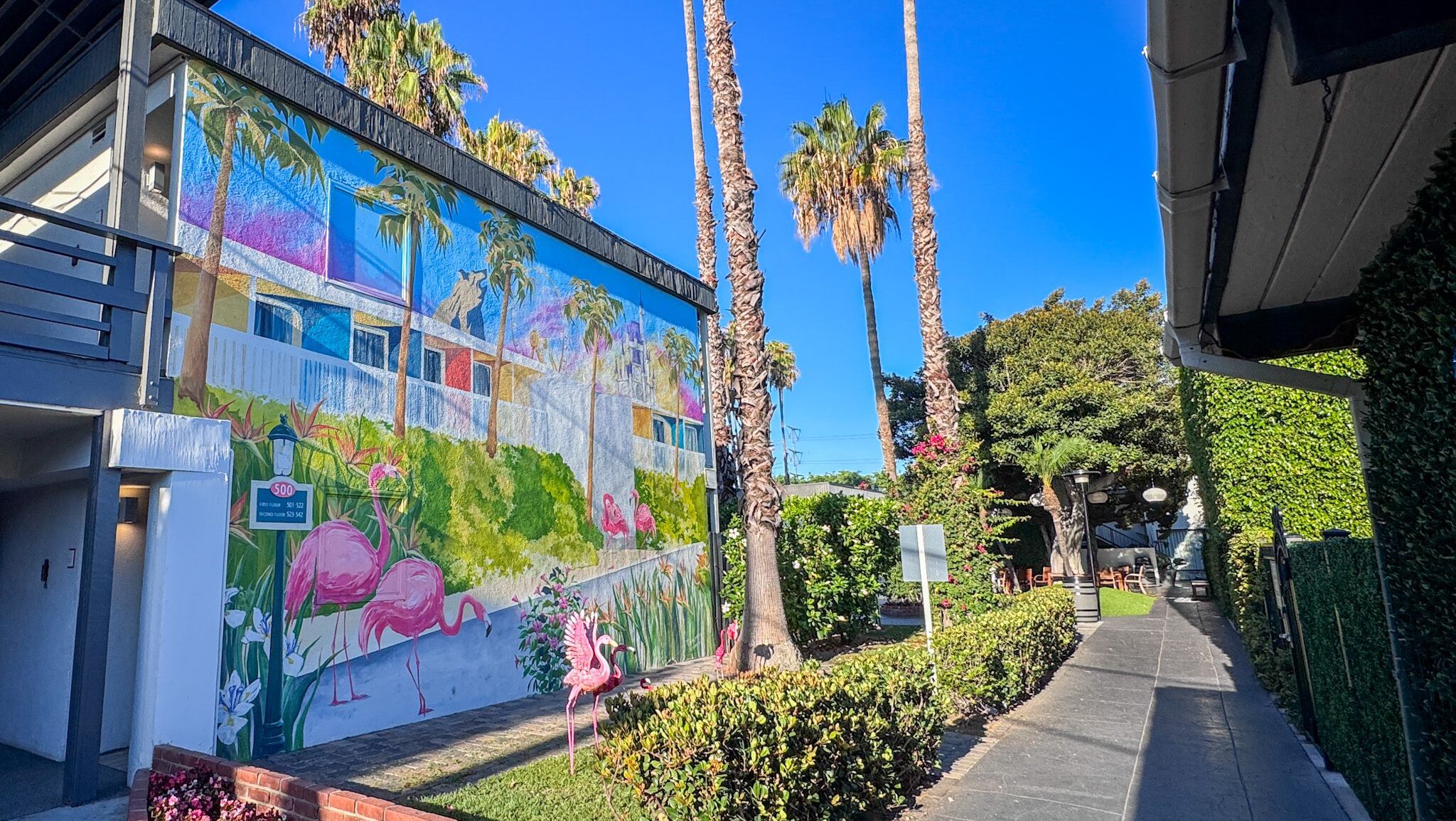 The Anaheim Hotel: affordable comfort steps from Disneyland
